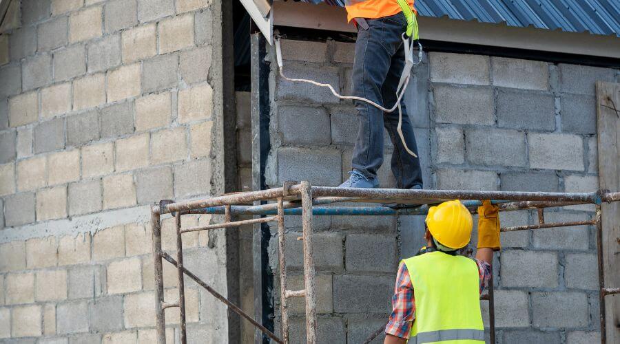 Expert Emergency Roof Repairs services in Tynan, TX